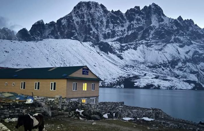 gokyo lake trek