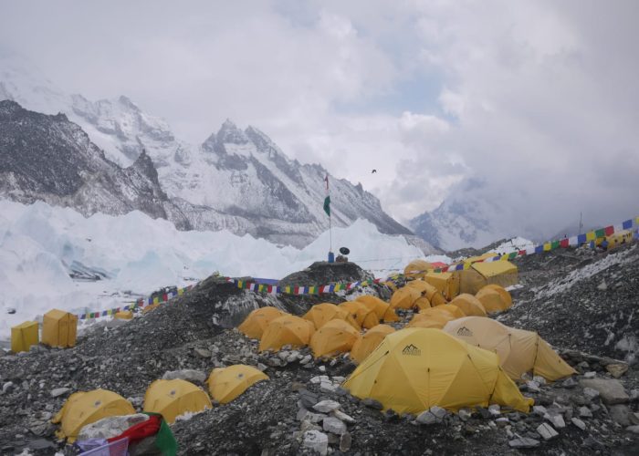 sleep at everest base camp